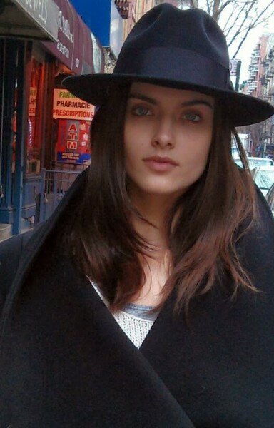 Шляпа в женском гардеробе
