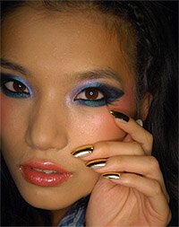 Тенденции макияжа лето 2010